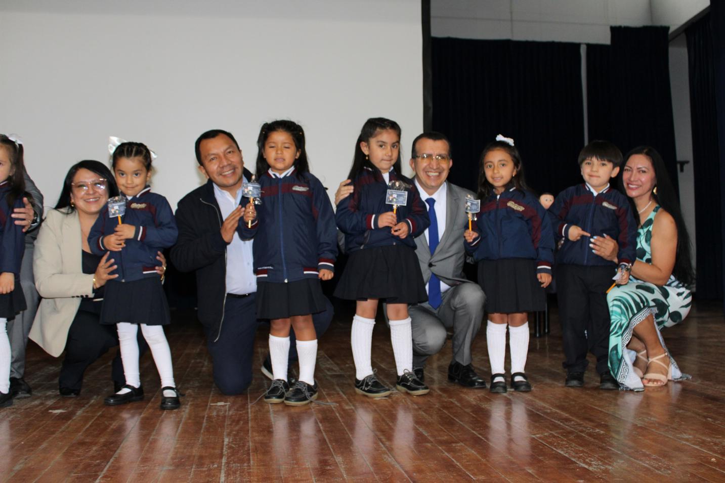 CEREMONIA DE RECONOCIMIENTOS ACADEMICOS NIVELES KINDERGARTEN Y TRANSITION